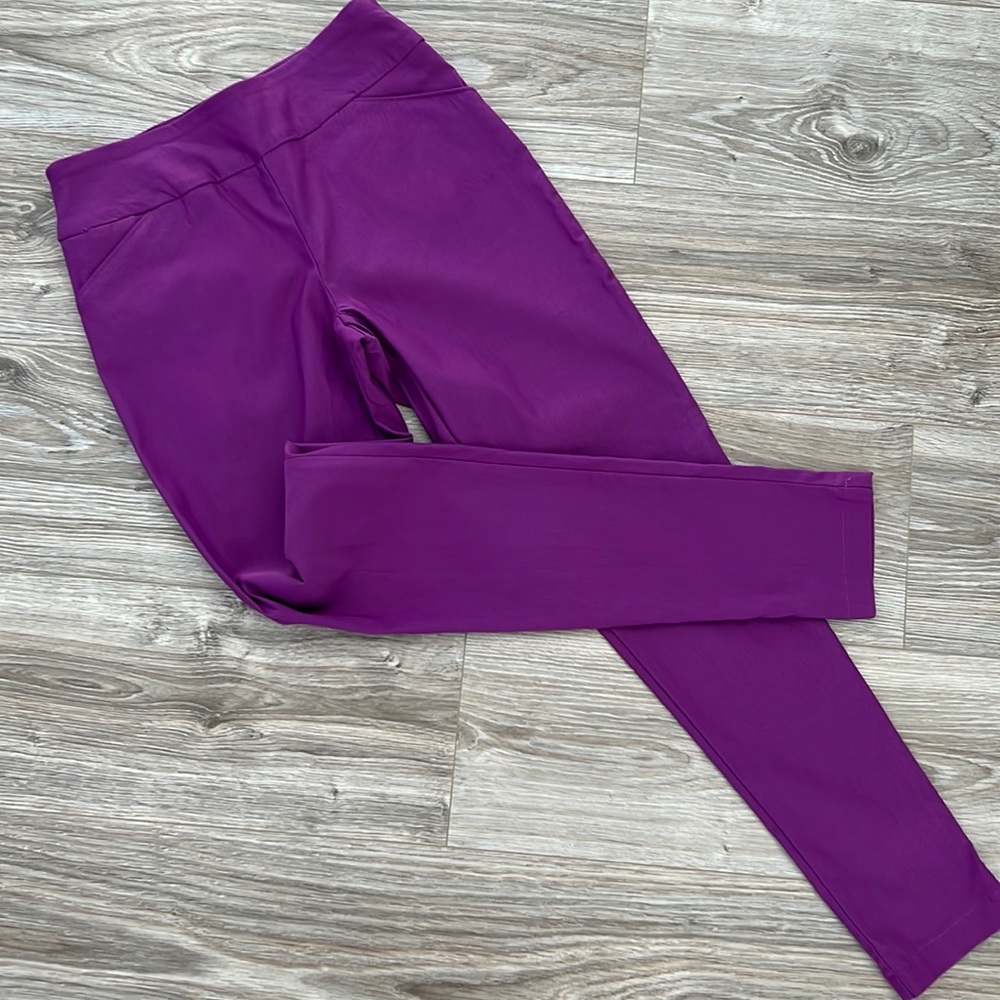 Women’s crop dress pants